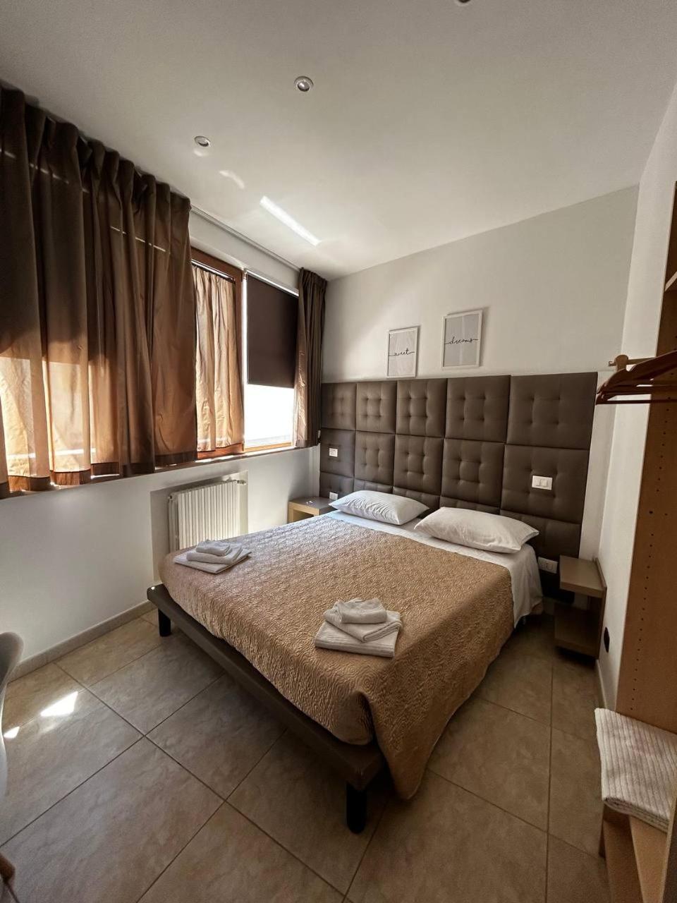 Insula Maris Villa ตรานิ ภายนอก รูปภาพ